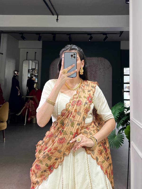 LNB 1035 OWT Crush Wholesale lehenga choli shops in Pune